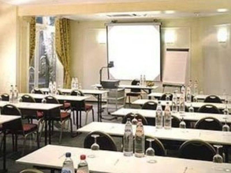 Marivaux Hotel 4*